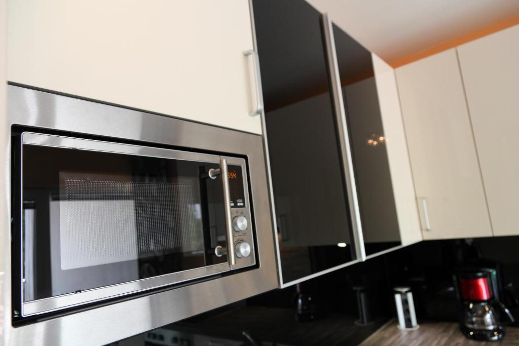 3 Rooms Sunny Apartments-Schoenbrunn, 100M2 With Balcony Bécs Szoba fotó